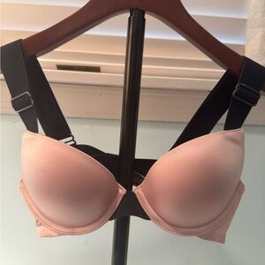 Victoria’s Secret Very Sexy Push-up Bra. Size 32B. Never worn.